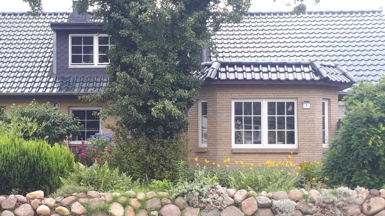 Ferienwohnung Hinz - Gemuetliche Unterkunft Fuer 2 Personen Mit Modernem Bad Ellingstedt Exterior foto